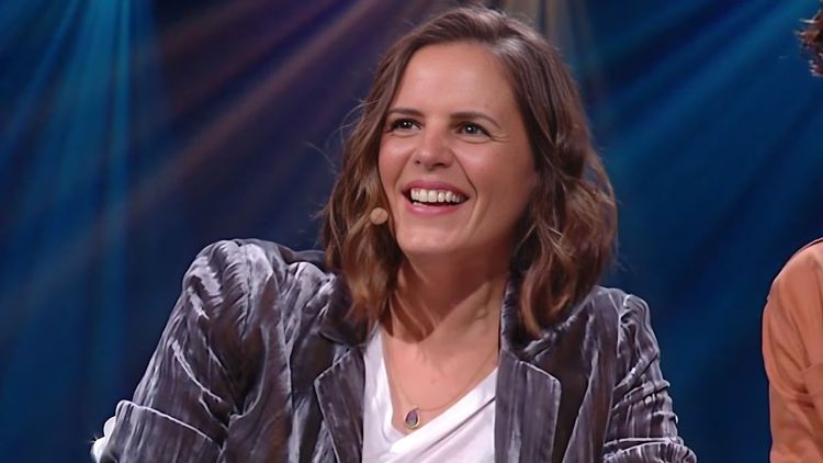 Laure Manaudou s’exprime enfin sur ses photos intimes : « On me…