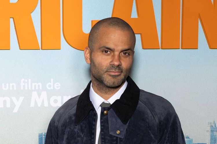 Tony Parker et Patrick Bruel "prêts à en découdre sous l'œil des caméras", cette demande hallucinante du basketteur face au chanteur avant une partie de poker