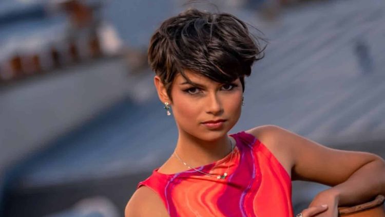Ève Gilles à Miss Univers 2025 : la candidate crie le fameux "Fraaaance" et fait le buzz !