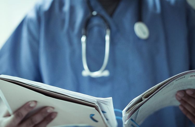 La réalisation des IVG désormais facilitée aux sages-femmes