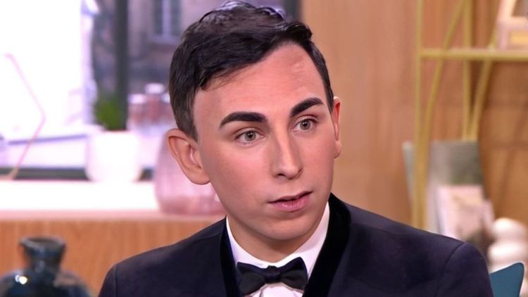 Jordan De Luxe : "totalement nu dans le lit", son témoignage bouleversant sur l’agression dont il a été victime