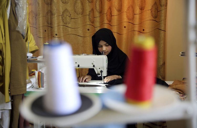En Afghanistan, les femmes ne peuvent désormais plus travailler pour des ONG
