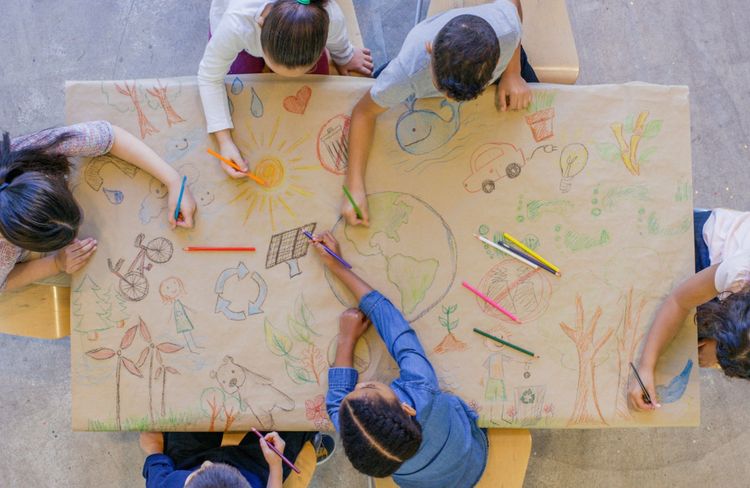 L'édito de ELLE : et si on remettait les enfants au coeur de la société ?