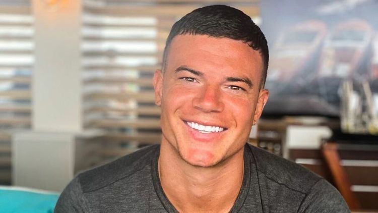 Adrien Laurent : l’ancien candidat de télé-réalité et acteur porno accusé de viol