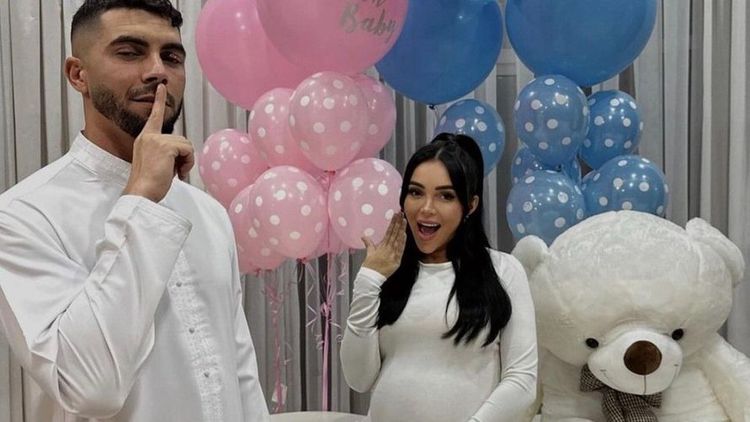 Fidji Ruiz : la candidate de télé-réalité a accouché de son premier enfant, le visage de Souleymen dévoilé
