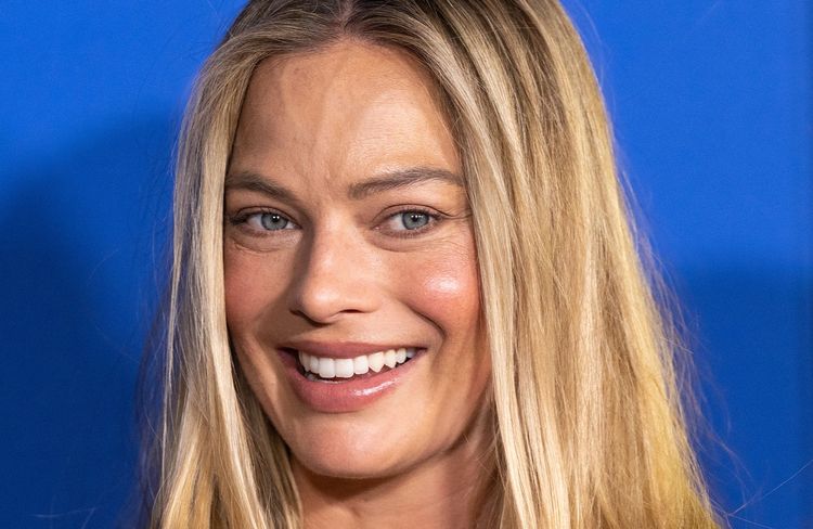 Crème pour les seins : le secret des stars pour une bouche parfaitement hydratée