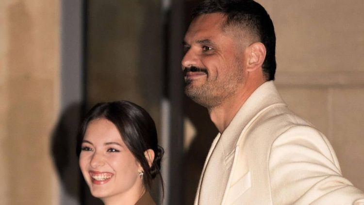Elsa Bois : la réaction de Florent Manaudou à ses clichés au Mexique met la puce à l'oreille !