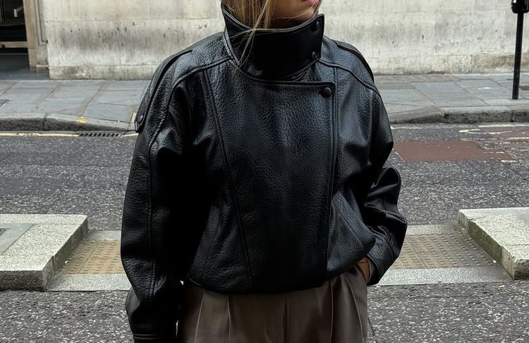 Attitude rock et allure élégante, ce blouson Zara fait fureur sur les réseaux sociaux