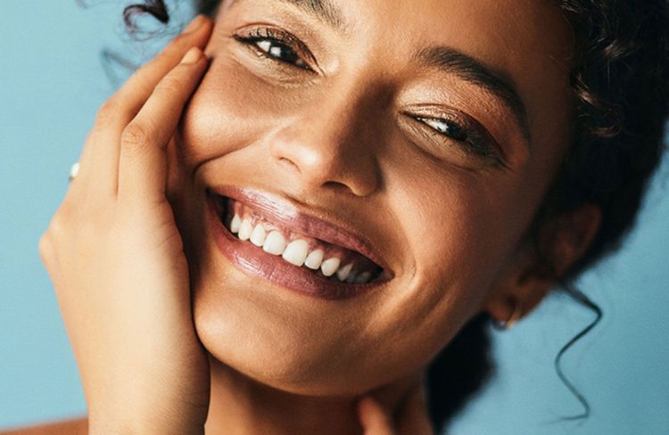 L’astuce pro à piquer aux esthéticiennes pour un peeling sans rougeurs