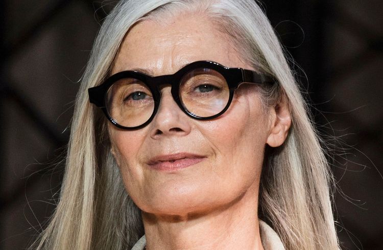 Maquillage anti-âge : voici comment lifter ses lèvres en un seul geste