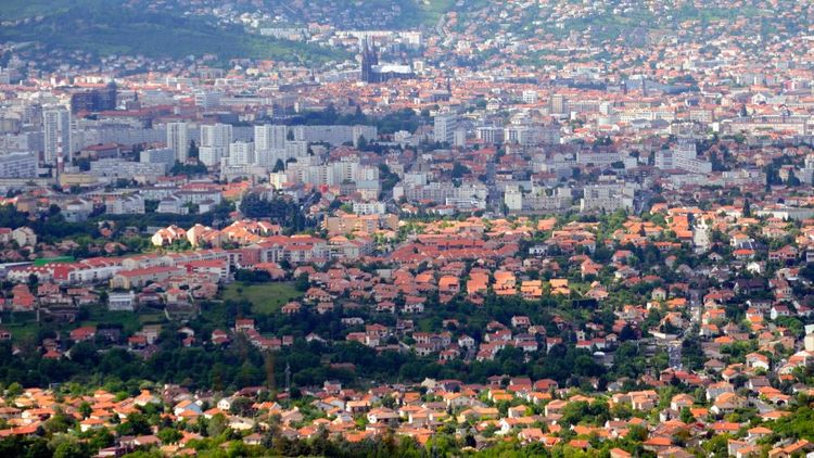 Immobilier à Clermont-Ferrand : légère baisse des prix d'achat en mai 2026