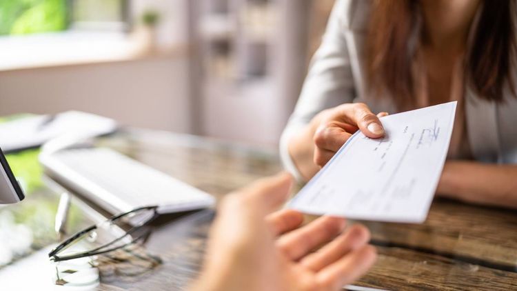 Chèque : la fraude explose, voici comment vous protéger