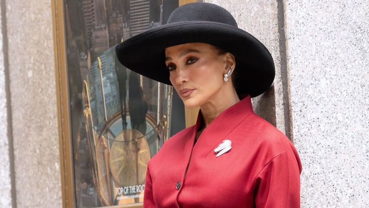 "Que Dieu nous bénisse" : Jennifer Lopez empoche près de 2 millions d'euros lors d'un mariage indien