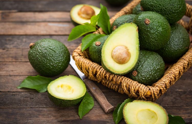 5 astuces pour faire mûrir un avocat plus rapidement