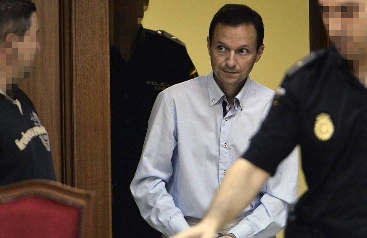 En Espagne un livre plongeant dans la tête d’un père condamné pour infanticide fait polémique