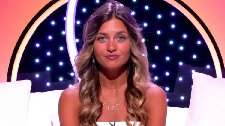 Lou (Secret Story) : elle fait craquer un célèbre rappeur français que vous connaissez tous, "il m'a envoyé un message" !