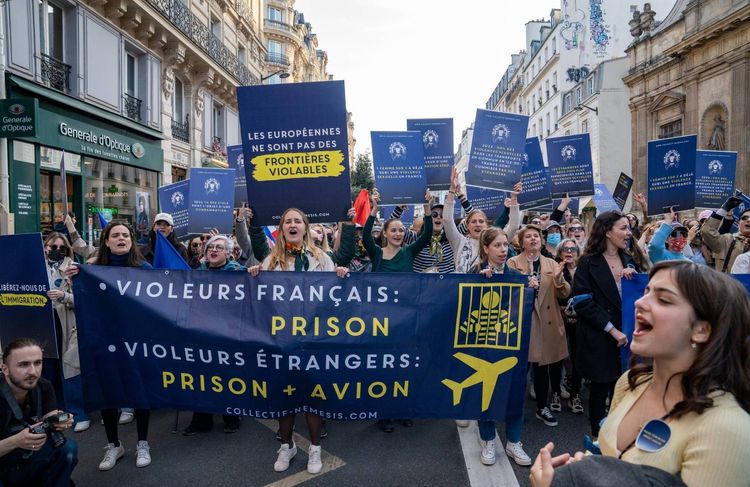 Mort de Quentin : qu’est-ce que le collectif Némésis, qui sert de vitrine féministe à l’extrême droite ?