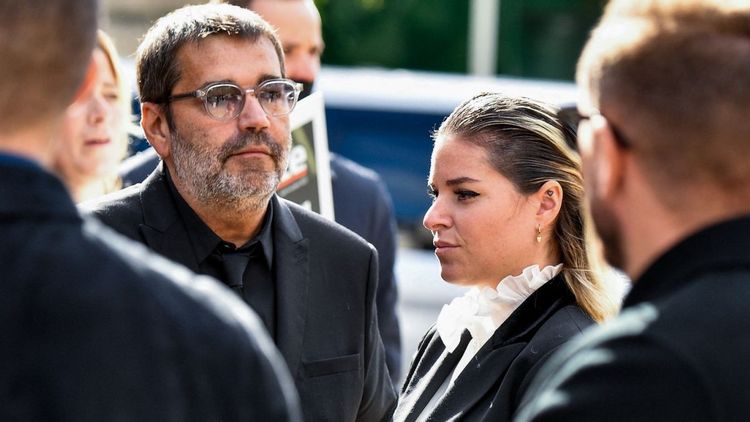 Stéphane Tapie furax : sa demi-sœur Sophie rackettée, il démolit son compagnon, ex-candidat de la Star Academy : "Achète-toi une paire de…"