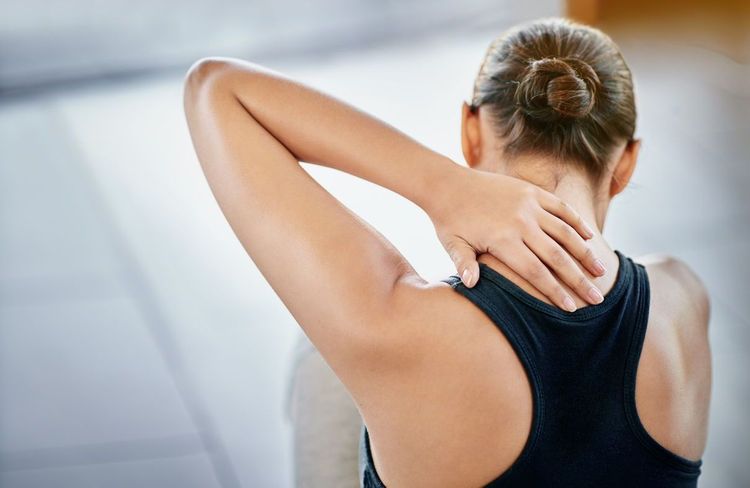 Voici comment améliorer votre posture et dénouer les tensions du cou en quelques minutes seulement