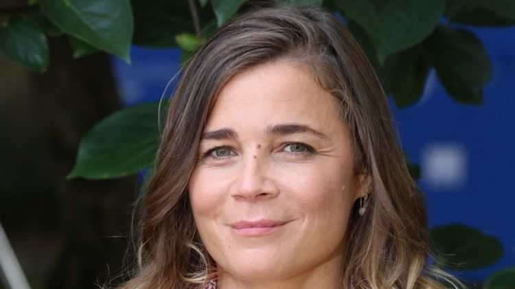 Blanche Gardin boycottée : Zoom sur son refuge isolé au cœur d'une forêt en Seine-et-Marne, où elle vit en "ermite"