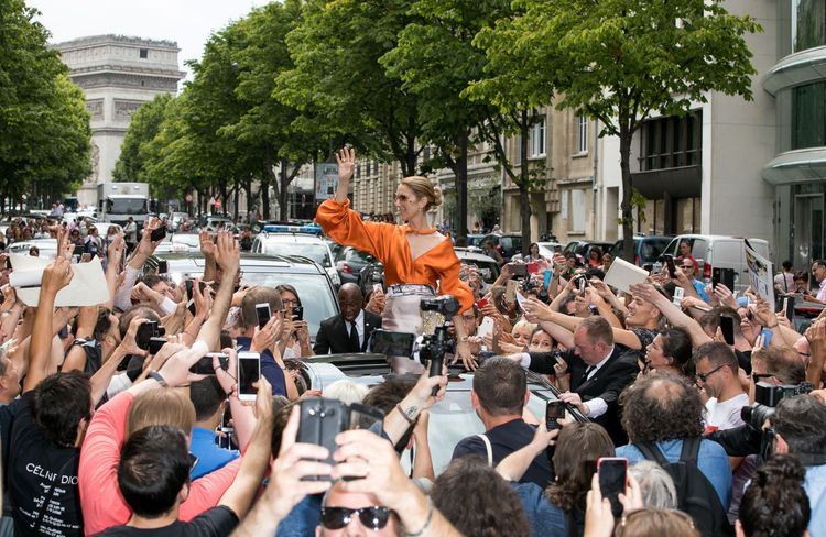 L'édito de ELLE : pourquoi on est toutes folles de Céline (et ce n'est plus ringard de le dire)