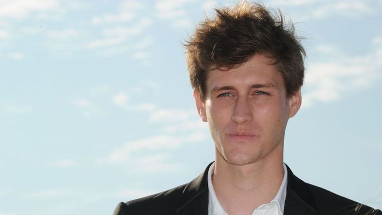 Jean-Baptiste Maunier (33 ans) partage ses révélations sur Gérard Jugnot : "Il..
