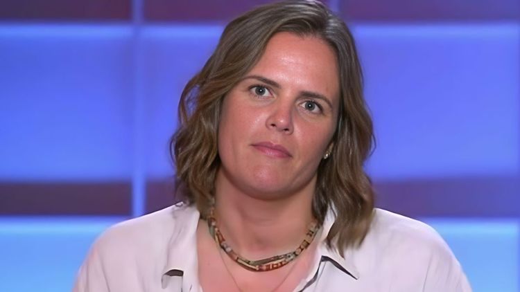 "Moi avec un autre entraîneur..." : Laure Manaudou donne son avis cash sur Philippe Lucas