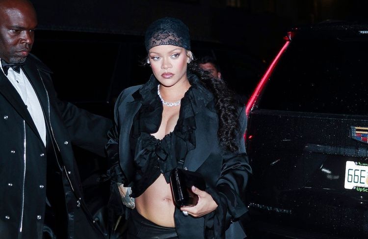 À l'after party du Met Gala 2025, Rihanna redéfinit le style de maternité