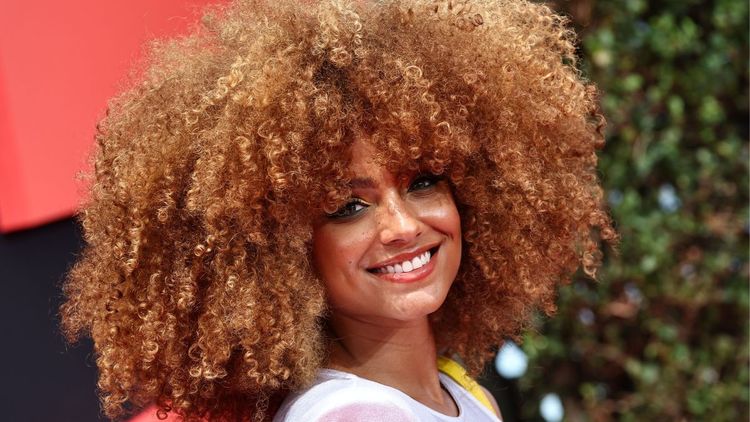 À 26 ans, Alicia Aylies (Miss France) sans filtre sur sa vie intime : "Je suis une...