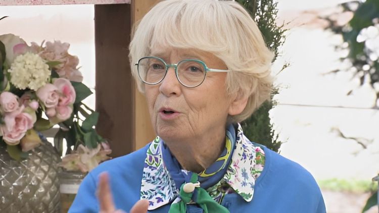 À 82 ans, Mercotte (Meilleur Pâtissier) révèle la taille qu'elle aime avoir "en bouche"