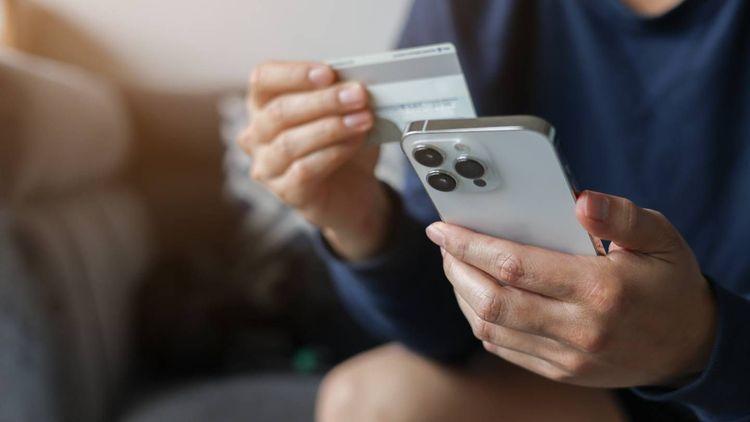 Crédit agricole et LCL : un changement à faire pour éviter une mauvaise surprise avec Apple Pay