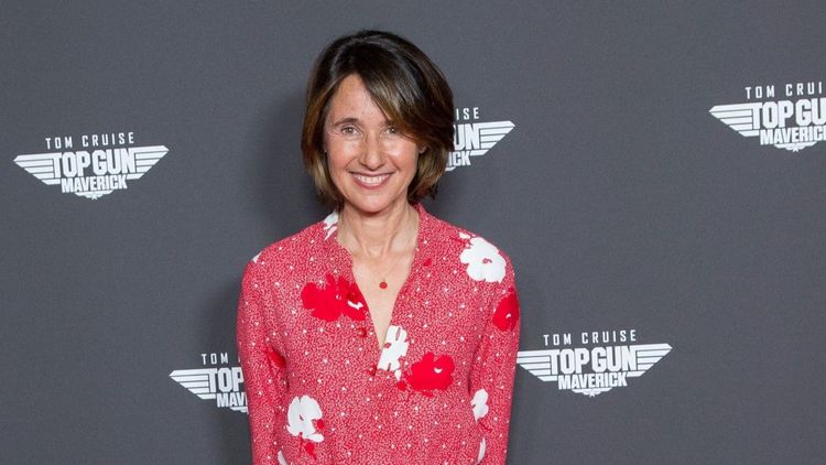 De 8 000 à 15 000 euros : Alexia Laroche-Joubert dévoile les salaires astronomiques des animateurs d'émissions en France