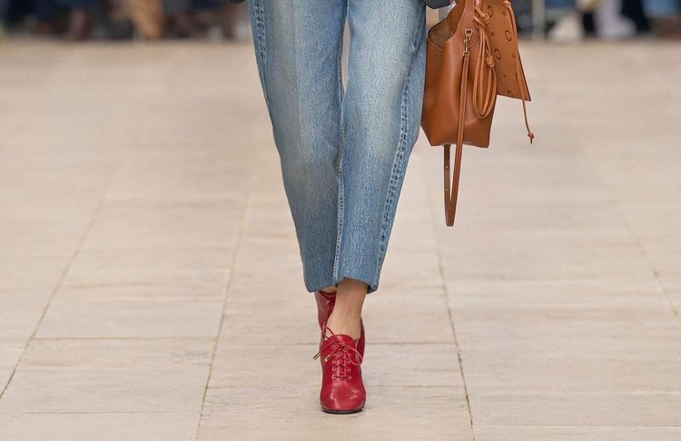 Ce jean star des années 90 est celui que s'arrache toutes les rédactrices de mode