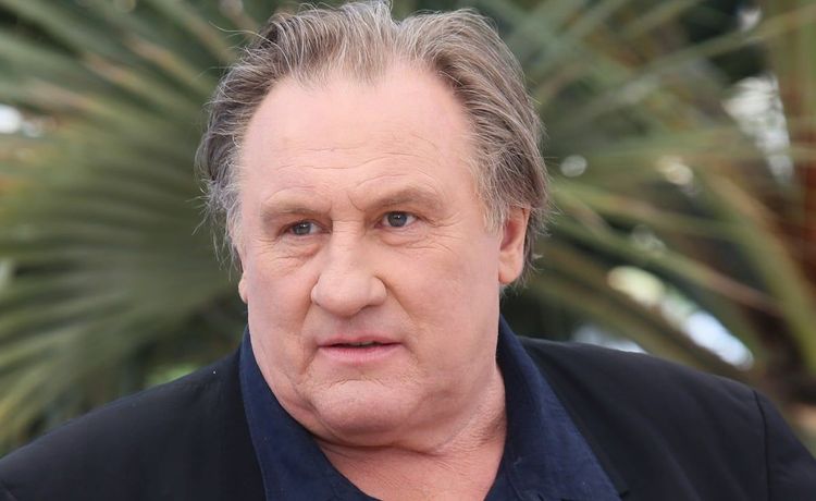 Gérard Depardieu : "extrêmement fontaine" et "ventouses sur la bouche", nouveaux détails sordides sur la séquence de Complément d'enquête
