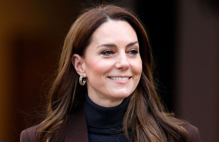 Kate Middleton change de tête et succombe à cette coloration printanière