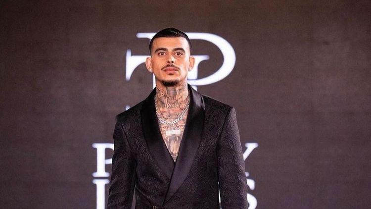 Greg Yega : sous cocaïne ? Une photo sème le doute