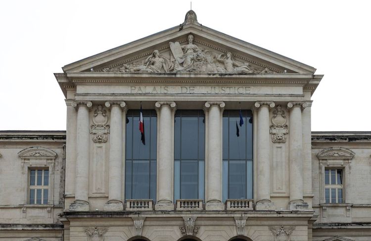 « Un crime horrible » : l’adolescent de 15 ans qui a tué ses parents condamné à 12 ans de réclusion