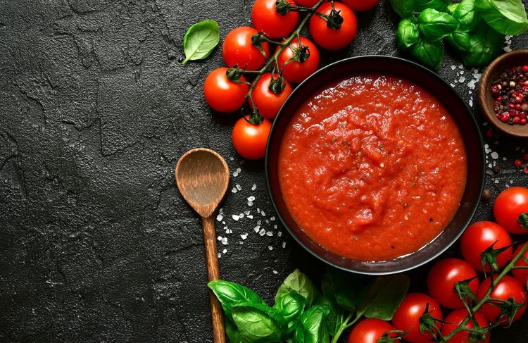Voici pourquoi il vaut mieux manger des tomates cuites plutôt que crues pour la santé