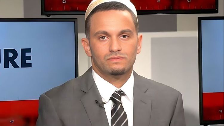"L'Arabe docile" : Malik Bentalha (35 ans) humilié après son tacle à Pascal Praud sur CNews