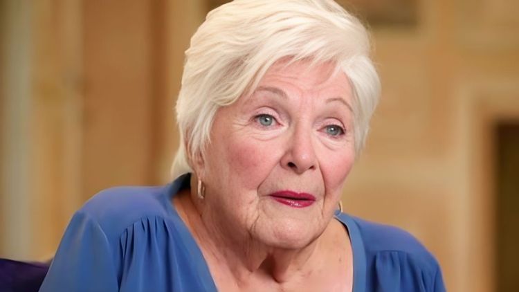 Line Renaud à 96 ans, elle règle ses comptes avec Jack Lang : "Sans commentaire..."