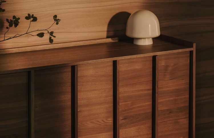 Voici toutes nos astuces pour estomper les rayures sur un meuble en bois