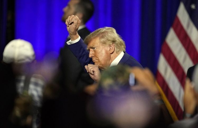 « Plus de bébés » : Donald Trump se dit en faveur de la FIV