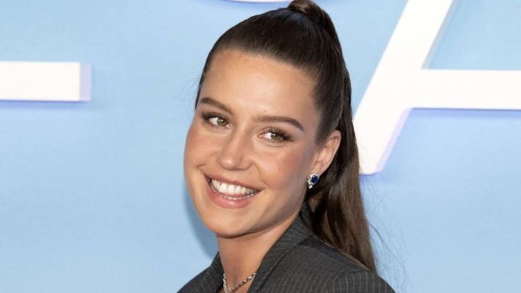 Adèle Exarchopoulos enceinte à 22 ans d'un chanteur : un contexte particulier mais...