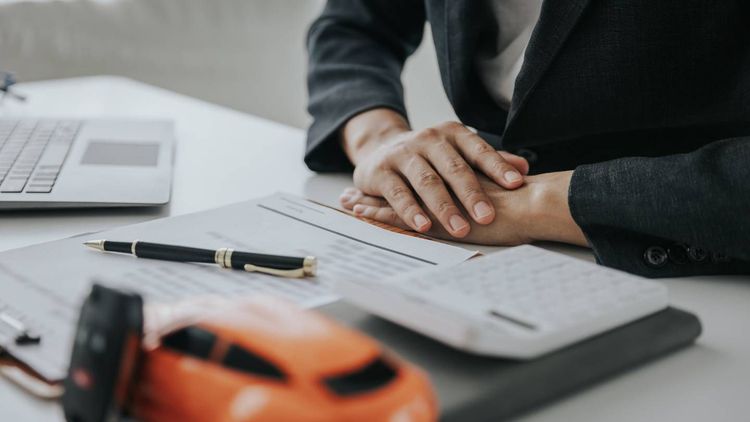 Assurance auto : à 20 ans, 40 ans ou 60 ans, voilà les prix moyens selon votre âge et votre profil