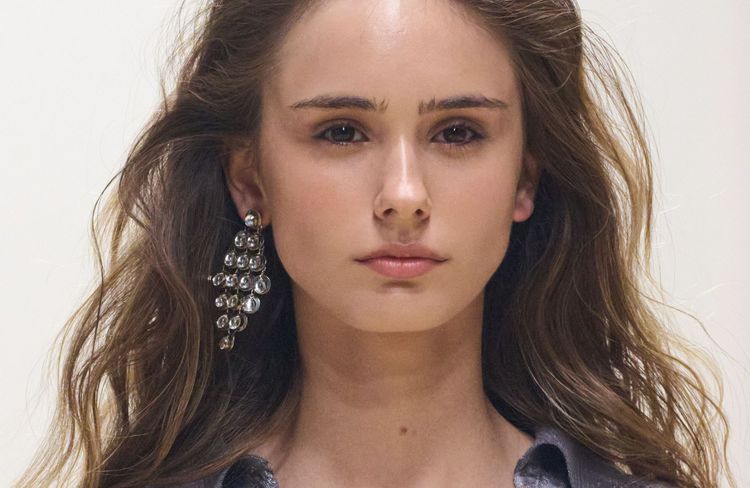 Simple et efficace : voici le hack ultime pour maquiller les sourcils à la perfection