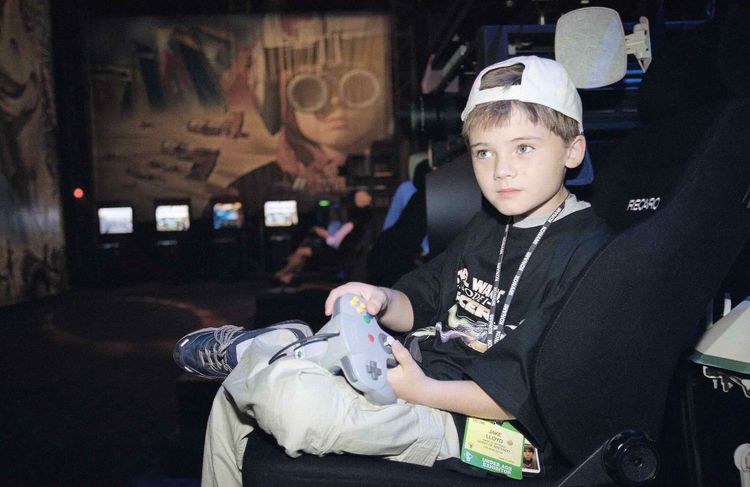 L’histoire tragique de Jake Lloyd, l’enfant-star de « Star Wars »