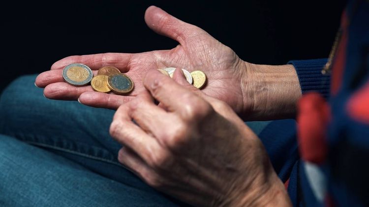 1 216 euros par mois, voici le nouveau seuil de pauvreté en France