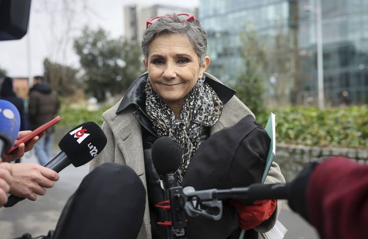 « Ça n’apporte rien » : Béatrice Zavarro, qui défend Dominique Pelicot, s’en prend à l’avocat de Gérard Depardieu