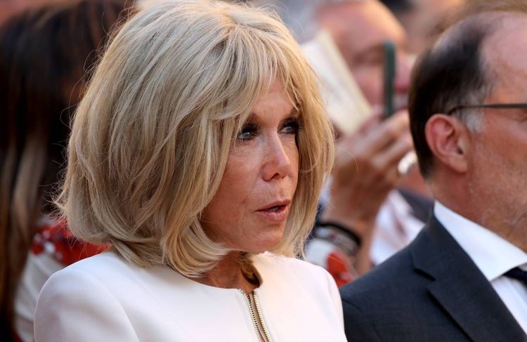 Brigitte Macron qualifie de « sales connes » des militantes féministes : une plainte annoncée