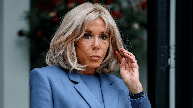 Brigitte Macron transgenre à 72 ans, ce “changement de sexe sur sa fiche d’imposition” le confirme